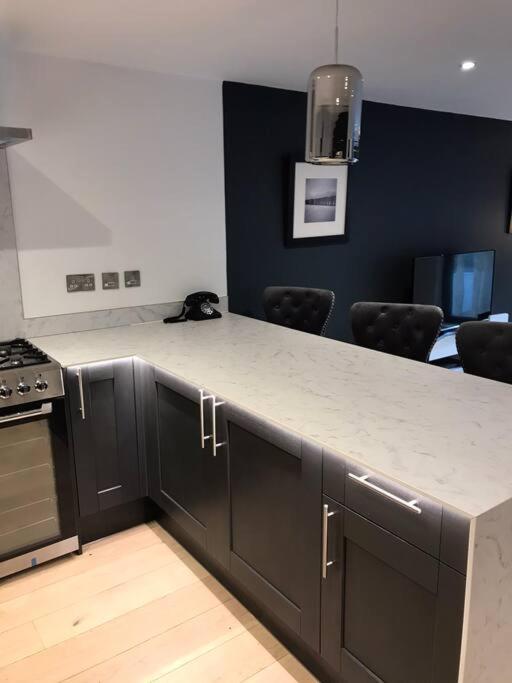 New Town House With *Free Allocated Parking* Leilighet Brighton Eksteriør bilde